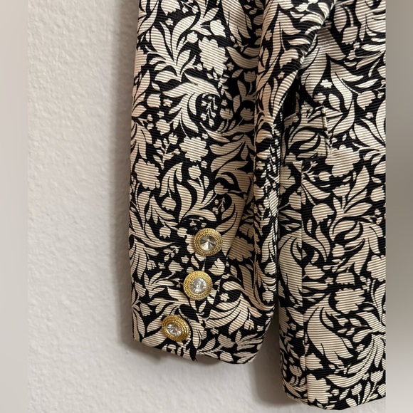Escada by Margaretha Ley Vintage Black and Cream Floral Blazer - Picture 6 of 11
